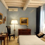 "Stanza dell'Imperatore": a junior suite that is welcoming from every point of view ...